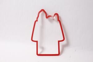 Peanuts Snoopy on his Doghouse Plastic Cookie Cutter 7" ~ 260909-WH 1148